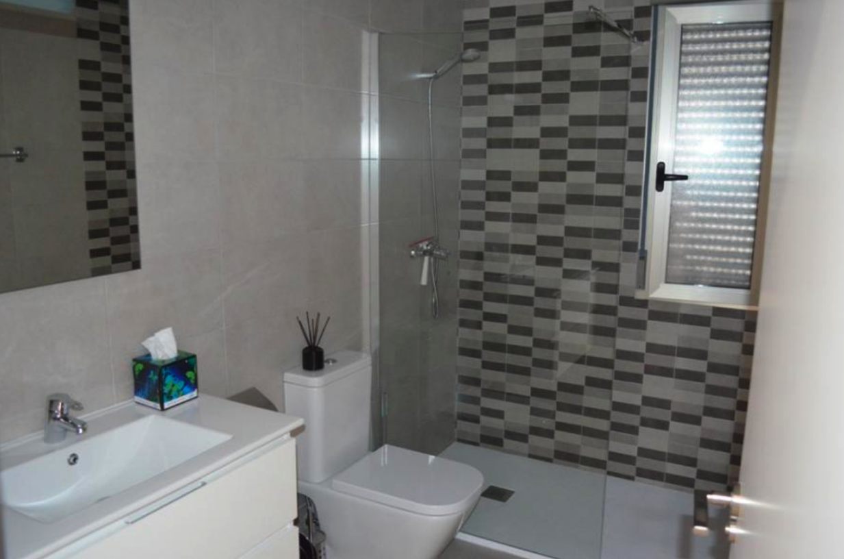 Villa i Pinoso, Alicante, Spanien 3 sovrum, 150 kvm. Nr. 81050