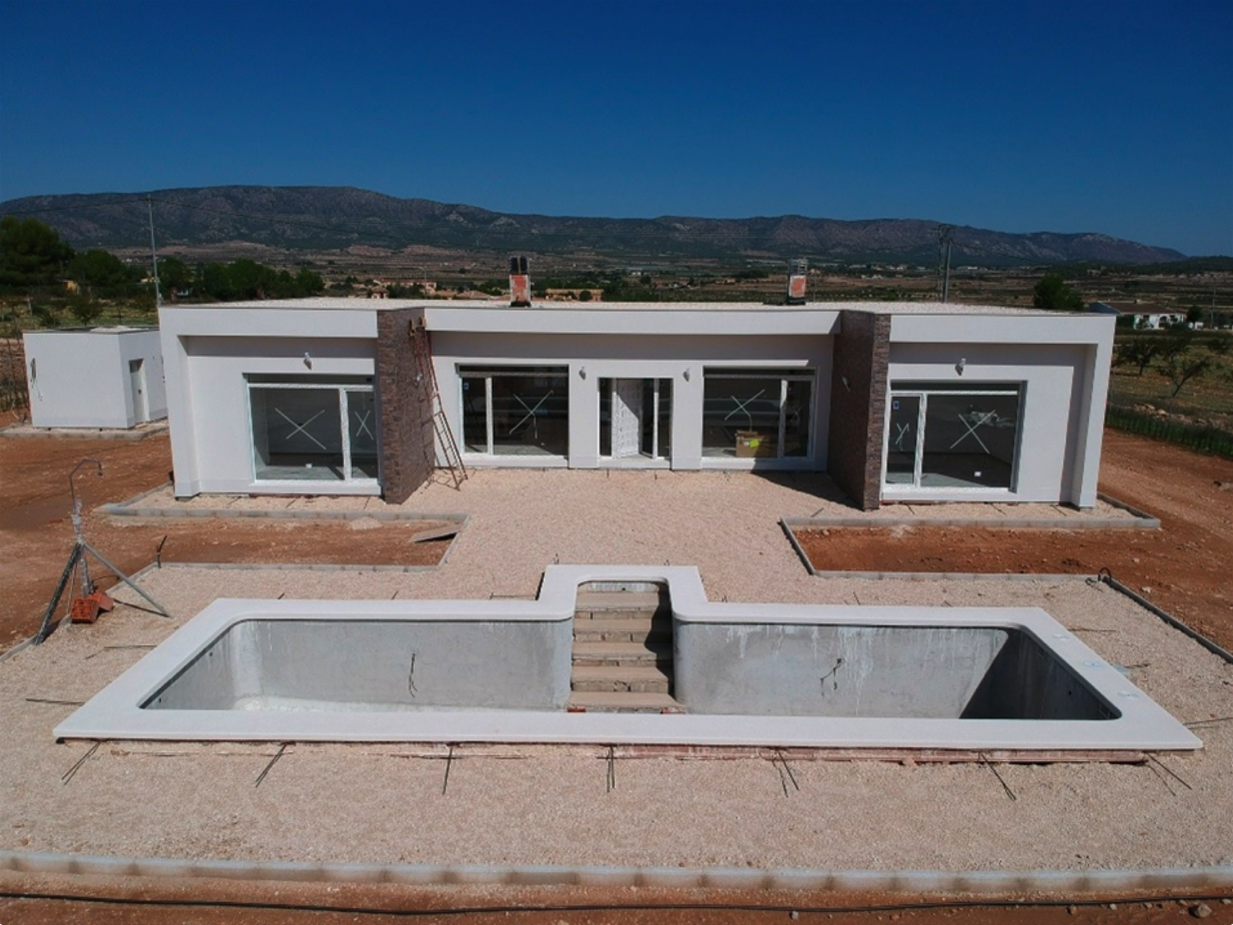 Villa i Pinoso, Alicante, Spanien 3 sovrum, 150 kvm. Nr. 81050