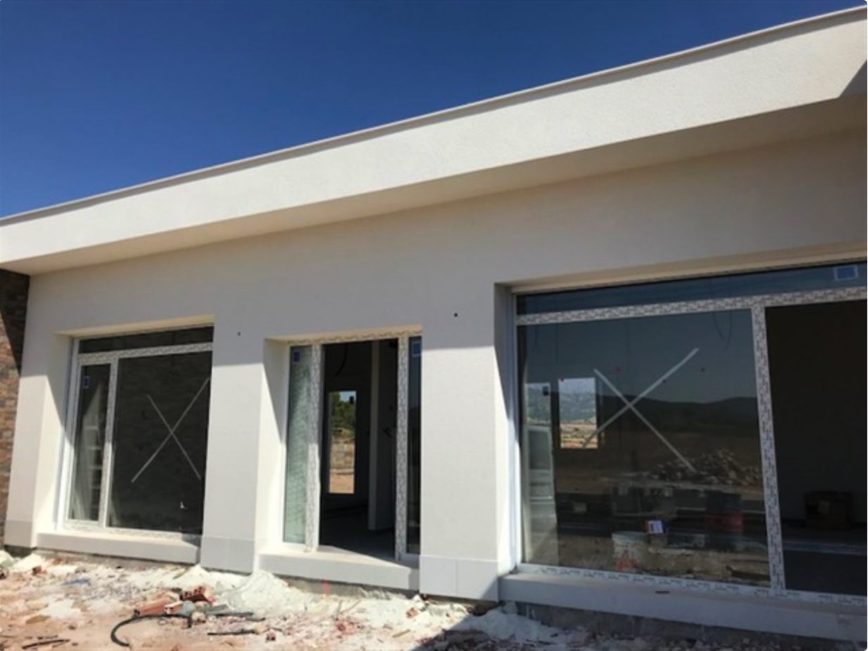 Villa i Pinoso, Alicante, Spanien 3 sovrum, 150 kvm. Nr. 81050