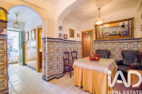 Townhouse for sale in Cortegana, Huelva, Spain 3 bedrooms, 98 sq.m. No. 185352 - photo 6