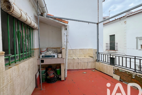 Townhouse for sale in Cortegana, Huelva, Spain 3 bedrooms, 98 sq.m. No. 185352 - photo 2