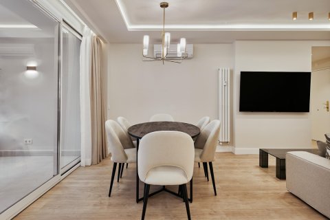 Villa for sale in Madrid, Spain 3 bedrooms, 133 sq.m. No. 179918 - photo 6