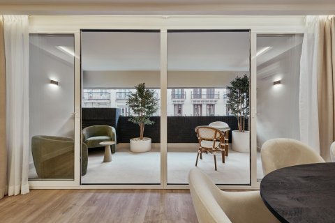 Huvila Madrid, Espanja 3 makuuhuonetta, 133 m2 No. 179918
