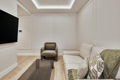Villa for sale in Madrid, Spain 3 bedrooms, 133 sq.m. No. 179918 - photo 5