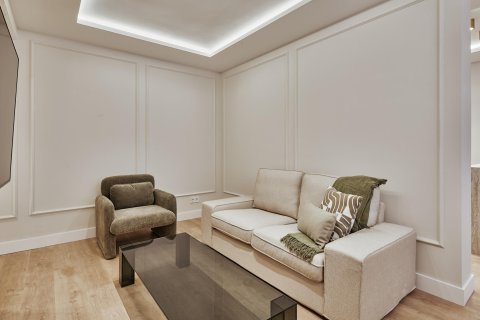 Villa for sale in Madrid, Spain 3 bedrooms, 133 sq.m. No. 179918 - photo 4