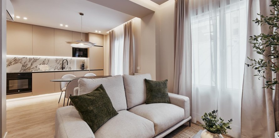 Wohnung in Madrid, Spanien 2 Schlafzimmer, 61 m2 Nr. 179919