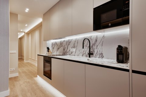Wohnung zum Verkauf in Madrid, Spanien 2 Schlafzimmer, 61 m2 Nr. 179919 - Foto 11