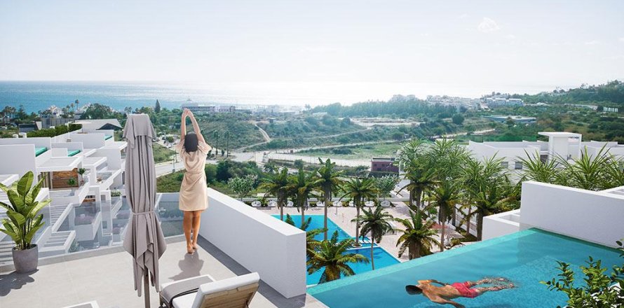 Apartment à Estepona, Malaga, Espagne 3 chambres, 196 m2 No. 154384