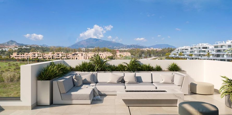 Villa in Estepona, Malaga, Spain 3 bedrooms, 205 sq.m. No. 154383