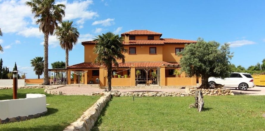 Villa Pedreguer, Alicante, Spānijā 5 istabas, 440 m2 Nr. 80604