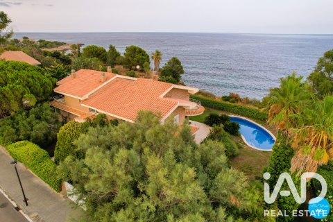 House in L'Ametlla de Mar, Tarragona, Spanien 4 Schlafzimmer, 550 m2 Nr. 192202