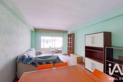 Huoneisto myytävänä Tortosa, Tarragona, Espanja, 4 makuuhuonetta, 101 m2 No. 192199 - kuva 6