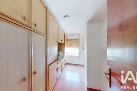 Huoneisto myytävänä Tortosa, Tarragona, Espanja, 4 makuuhuonetta, 101 m2 No. 192199 - kuva 21