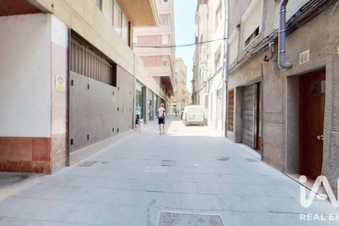 Huoneisto myytävänä Tortosa, Tarragona, Espanja, 4 makuuhuonetta, 101 m2 No. 192199 - kuva 29