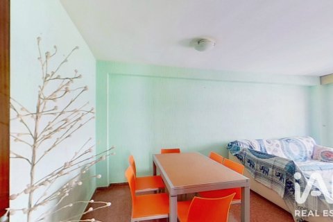 Huoneisto myytävänä Tortosa, Tarragona, Espanja, 4 makuuhuonetta, 101 m2 No. 192199 - kuva 15