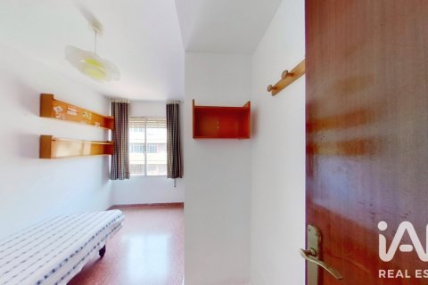 Huoneisto myytävänä Tortosa, Tarragona, Espanja, 4 makuuhuonetta, 101 m2 No. 192199 - kuva 23