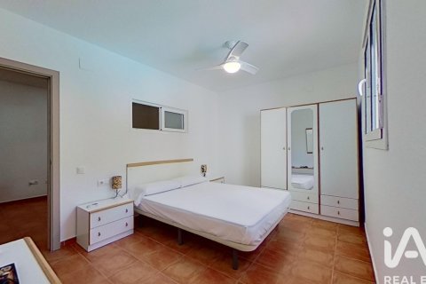 Talo vuokrattavana Roda de Berà, Tarragona, Espanja, 4 makuuhuonetta, 296 m2 No. 173390 - kuva 23