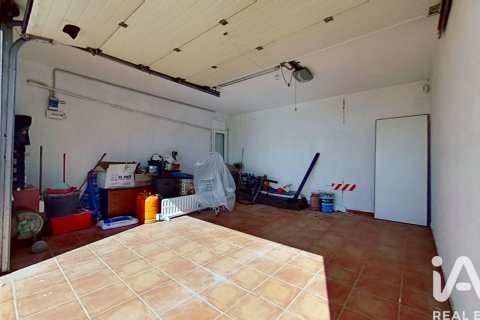 Talo vuokrattavana Roda de Berà, Tarragona, Espanja, 4 makuuhuonetta, 296 m2 No. 173390 - kuva 29
