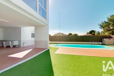 Talo vuokrattavana Roda de Berà, Tarragona, Espanja, 4 makuuhuonetta, 296 m2 No. 173390 - kuva 6