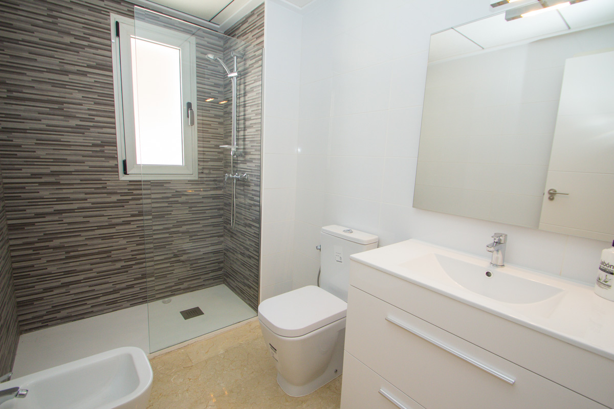 Apartment in Villamartin, Alicante, Spain 2 bedrooms, 89 sq.m. No. 81072
