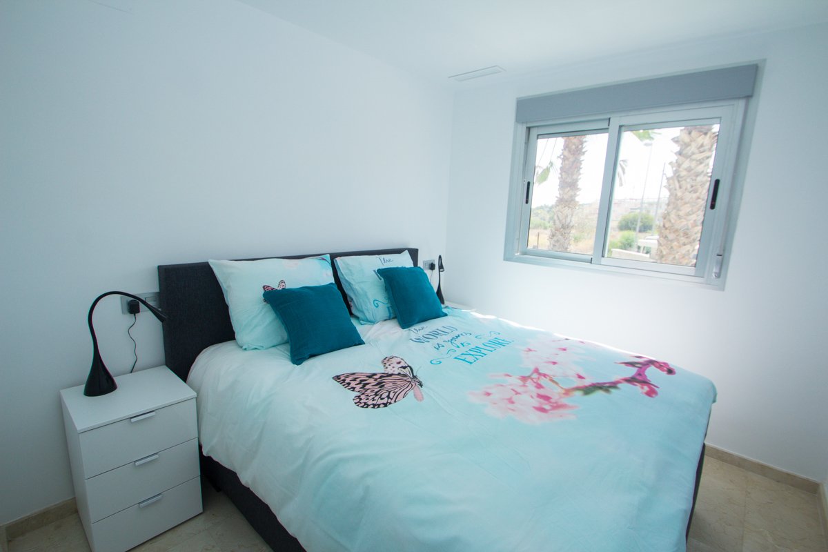 Apartment in Villamartin, Alicante, Spain 2 bedrooms, 89 sq.m. No. 81072
