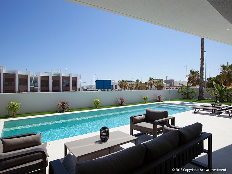 Villa à Ciudad Quesada, Alicante, Espagne 4 chambres,  No. 81069
