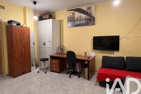 Huoneisto myytävänä Madrid, Espanja, 1 makuuhuone, 60 m2 No. 172145 - kuva 8