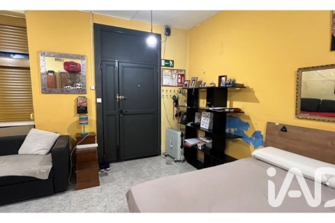 Huoneisto myytävänä Madrid, Espanja, 1 makuuhuone, 60 m2 No. 172145 - kuva 2