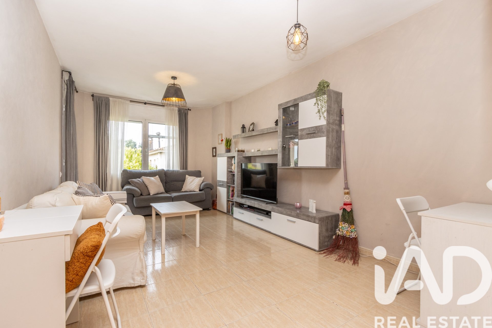 Villetta a schiera a Llica D'amunt, Barcelona, Spagna 4 camere da letto, 117 mq. N° 172146
