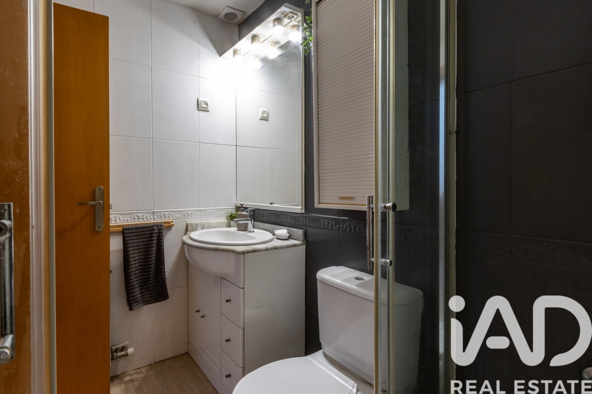 Villetta a schiera a Llica D'amunt, Barcelona, Spagna 4 camere da letto, 117 mq. N° 172146