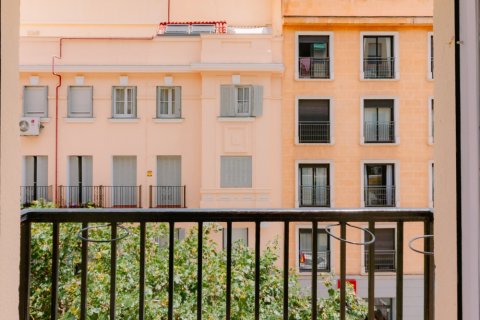 Wohnung zum Verkauf in Madrid, Spanien 4 Schlafzimmer, 105 m2 Nr. 172144 - Foto 4
