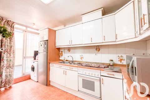 Lägenhet till salu i Malaga, Spanien 4 sovrum, 115 kvm. Nr. 153567 - foto 18