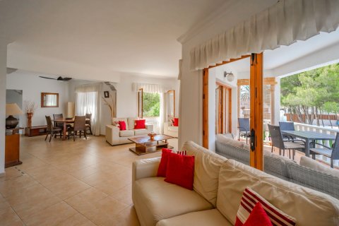 Villa à vendre à Cabo Roig, Alicante, Espagne, 4 chambres, 300 m2 No. 190173 - photo 12