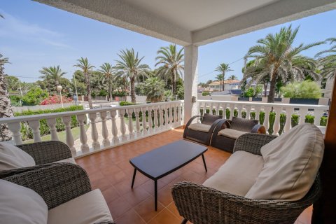 Villa à vendre à Cabo Roig, Alicante, Espagne, 4 chambres, 300 m2 No. 190173 - photo 30