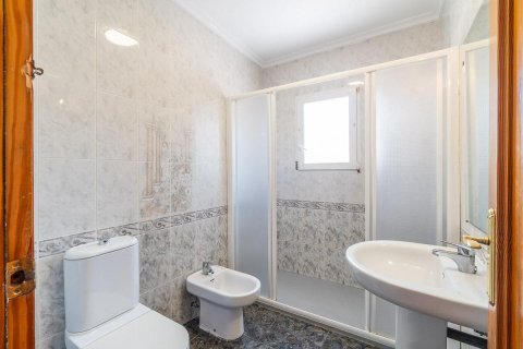 Продажа таухауса в Плайя Фламенка II, Аликанте, Испания 3 спальни, 105м2 №190174 - фото 22