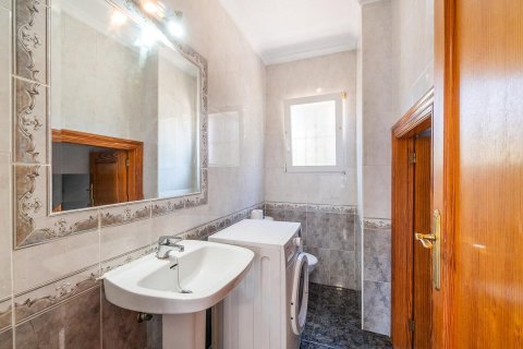 Продажа таухауса в Плайя Фламенка II, Аликанте, Испания 3 спальни, 105м2 №190174 - фото 16