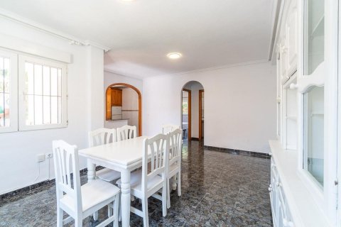 Продажа таухауса в Плайя Фламенка II, Аликанте, Испания 3 спальни, 105м2 №190174 - фото 13