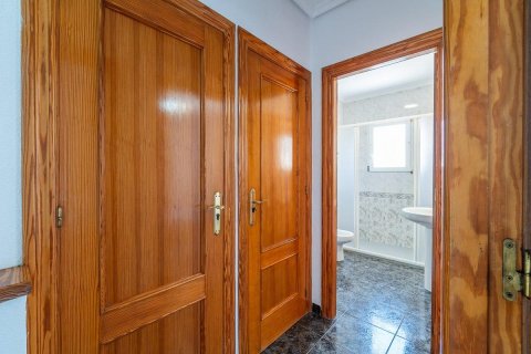 Продажа таухауса в Плайя Фламенка II, Аликанте, Испания 3 спальни, 105м2 №190174 - фото 21