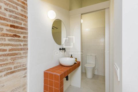 Lägenhet till salu i Barcelona, Spanien 2 sovrum, 85 kvm. Nr. 150358 - foto 26