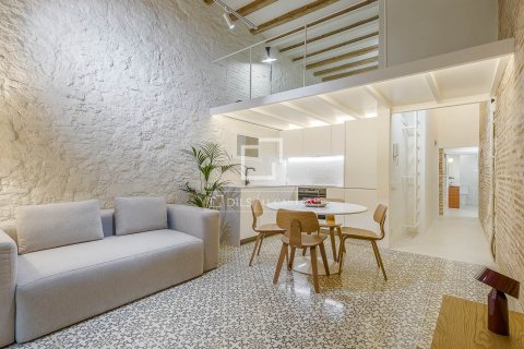 Lägenhet till salu i Barcelona, Spanien 2 sovrum, 85 kvm. Nr. 150358 - foto 3