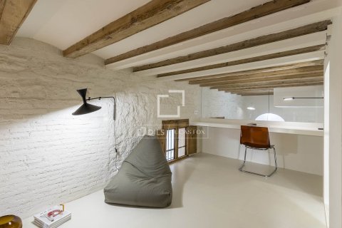 Lägenhet till salu i Barcelona, Spanien 2 sovrum, 85 kvm. Nr. 150358 - foto 8