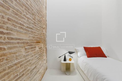 Lägenhet till salu i Barcelona, Spanien 2 sovrum, 85 kvm. Nr. 150358 - foto 21