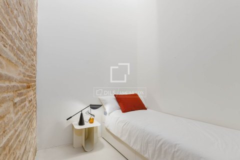 Lägenhet till salu i Barcelona, Spanien 2 sovrum, 85 kvm. Nr. 150358 - foto 20