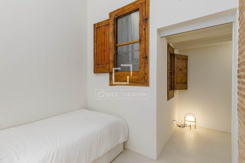 Lägenhet till salu i Barcelona, Spanien 2 sovrum, 85 kvm. Nr. 150358 - foto 22