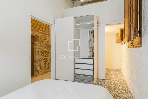 Lägenhet till salu i Barcelona, Spanien 2 sovrum, 85 kvm. Nr. 150358 - foto 16