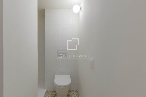 Lägenhet till salu i Barcelona, Spanien 2 sovrum, 85 kvm. Nr. 150358 - foto 19