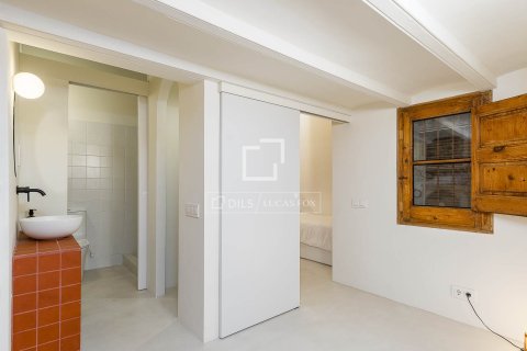 Lägenhet till salu i Barcelona, Spanien 2 sovrum, 85 kvm. Nr. 150358 - foto 24