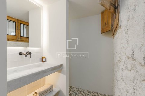 Lägenhet till salu i Barcelona, Spanien 2 sovrum, 85 kvm. Nr. 150358 - foto 18