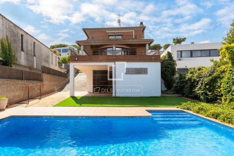 Villa in Vallromanes, Barcelona, Spain 5 bedrooms, 362 sq.m. No. 150359