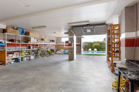 Villa for sale in Vallromanes, Barcelona, Spain 5 bedrooms, 362 sq.m. No. 150359 - photo 26